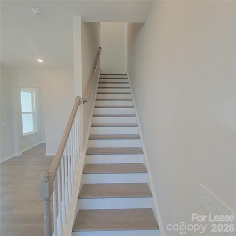 9143 Harwen Lane, Charlotte, NC 28215