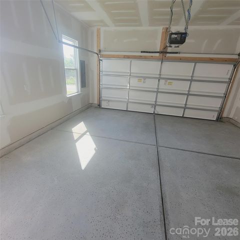 9143 Harwen Lane, Charlotte, NC 28215