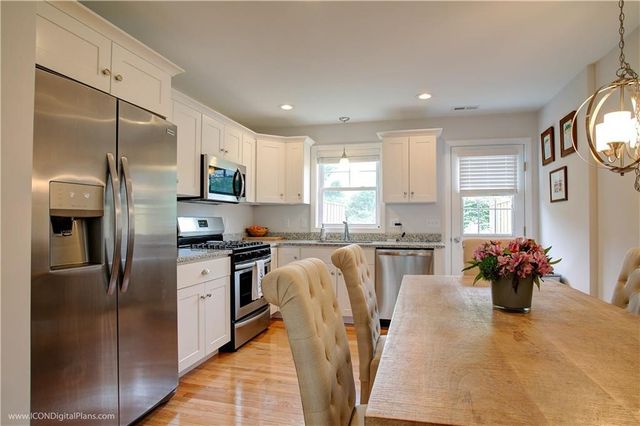 56 Mariner Way, Middletown, RI 02842