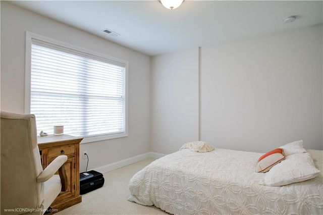 56 Mariner Way, Middletown, RI 02842