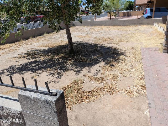 432 E EUCLID Avenue, Phoenix, AZ 85042