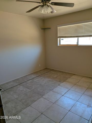 432 E EUCLID Avenue, Phoenix, AZ 85042