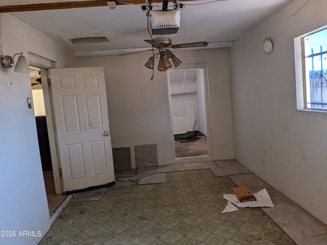 432 E EUCLID Avenue, Phoenix, AZ 85042