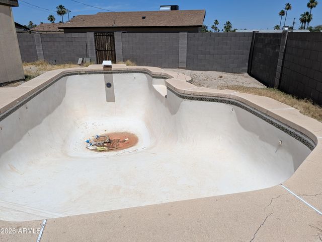 432 E EUCLID Avenue, Phoenix, AZ 85042