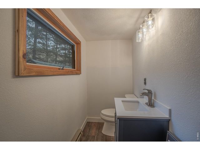 198 Poudre River Rd, Bellvue, CO 80512