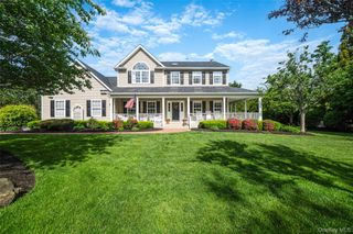 19 Sweetgum Lane, Miller Place, NY 11764