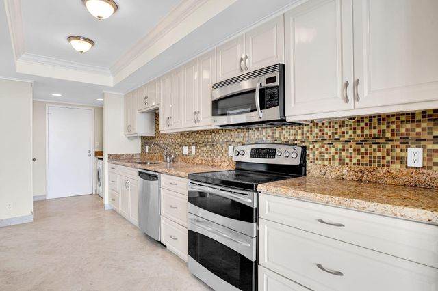 2200 S Ocean Lane 806, Fort Lauderdale, FL 33316