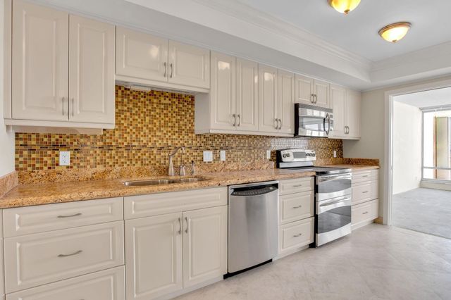 2200 S Ocean Lane 806, Fort Lauderdale, FL 33316