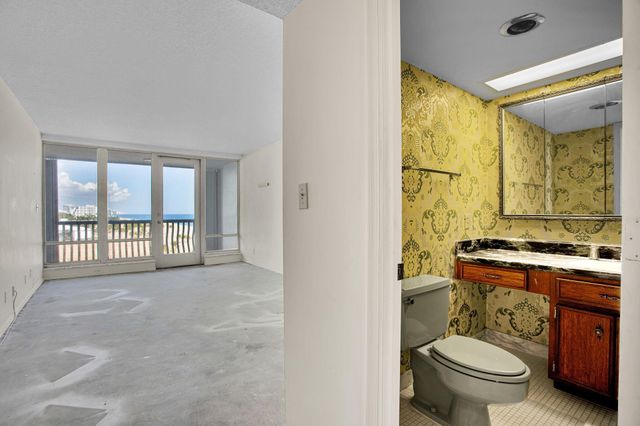 2200 S Ocean Lane 806, Fort Lauderdale, FL 33316