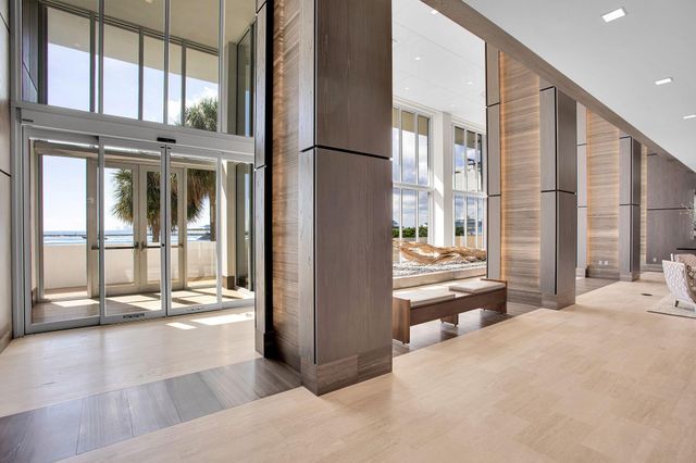 2200 S Ocean Lane 806, Fort Lauderdale, FL 33316