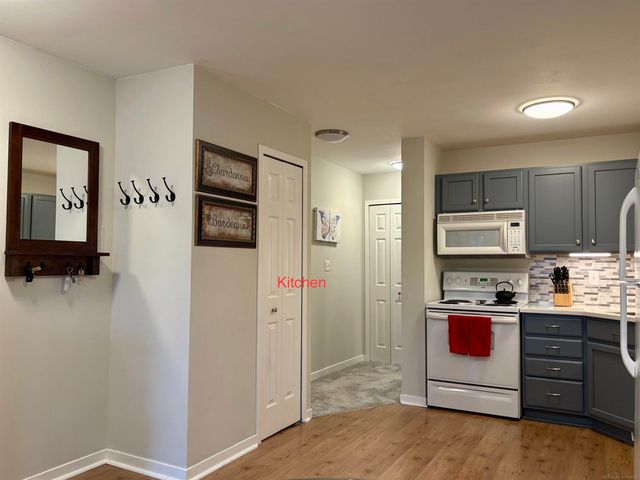 22243 Kinyon Street 3, Taylor, MI 48180