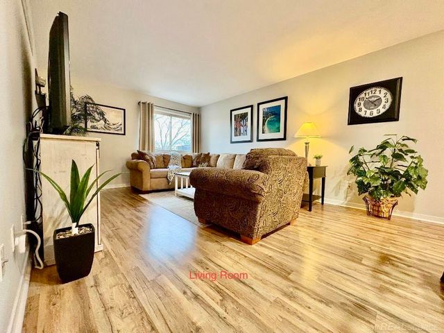 22243 Kinyon Street 3, Taylor, MI 48180