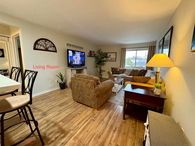 22243 Kinyon Street 3, Taylor, MI 48180