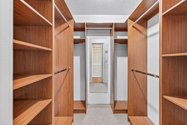 6599 Eastpointe Pines Street, Palm Beach Gardens, FL 33418