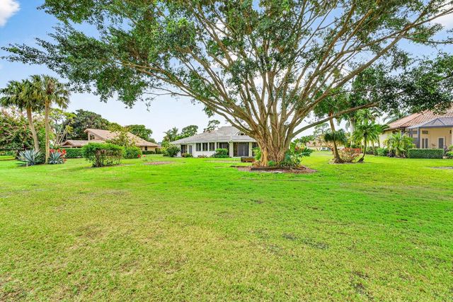 6599 Eastpointe Pines Street, Palm Beach Gardens, FL 33418