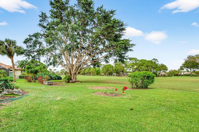 6599 Eastpointe Pines Street, Palm Beach Gardens, FL 33418