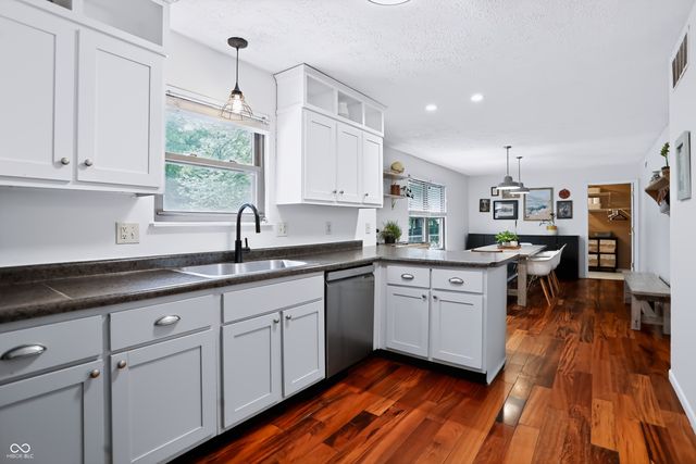 8245 Maple Leaf Court, Indianapolis, IN 46268