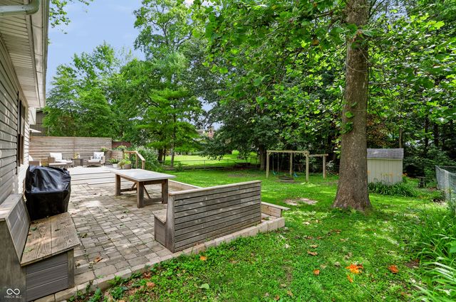 8245 Maple Leaf Court, Indianapolis, IN 46268