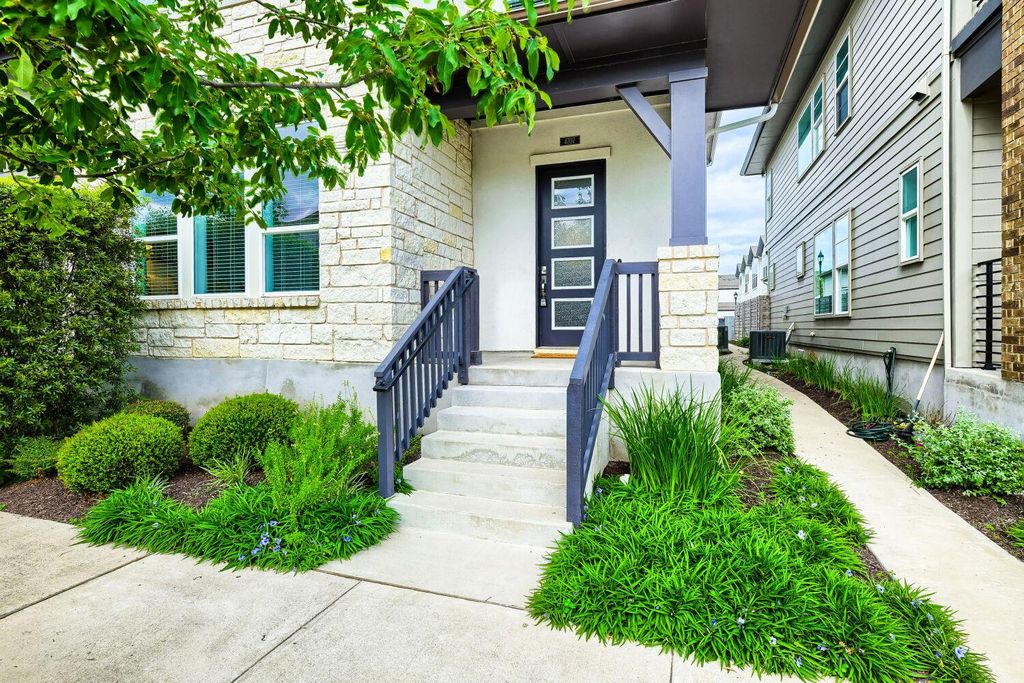 4707 Vaughan ST, Austin, TX 78723