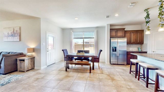 444 Skipper Lane, Azle, TX 76020