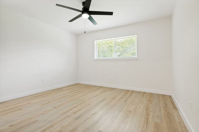 109 Sunset Drive, Euless, TX 76040