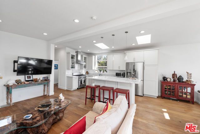 29500 Heathercliff Road 16, Malibu, CA 90265