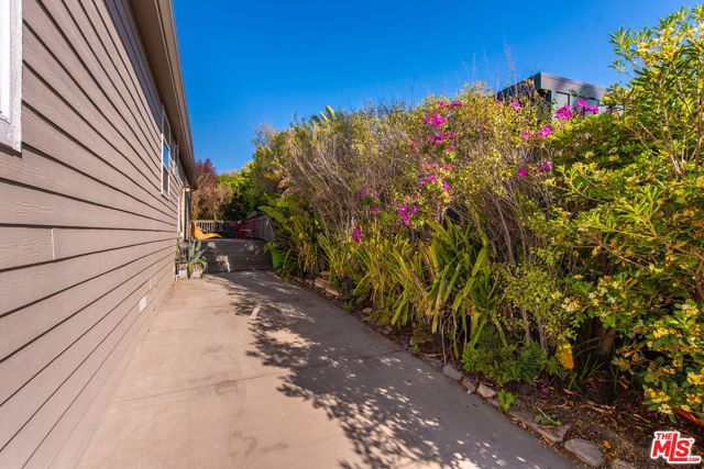 29500 Heathercliff Road 16, Malibu, CA 90265
