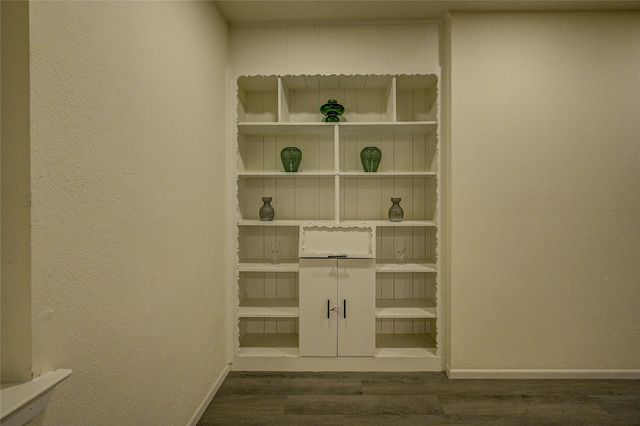 9521 Crestshire Drive, Dallas, TX 75227