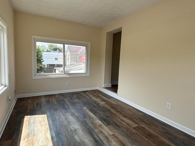 35 Ash Street, A, Ludlow, KY 41016