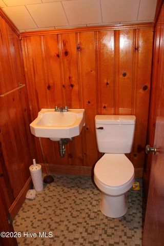 167 Lake Road, Newport, NC 28570