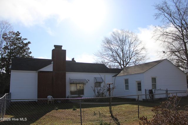 167 Lake Road, Newport, NC 28570