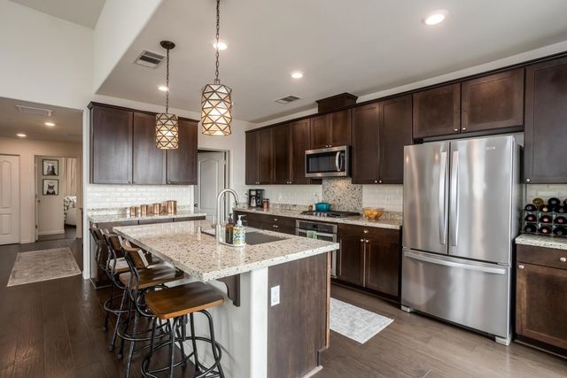 3077 3077 Valley Of Hearts Del Pl 6, San Jose, CA 95136