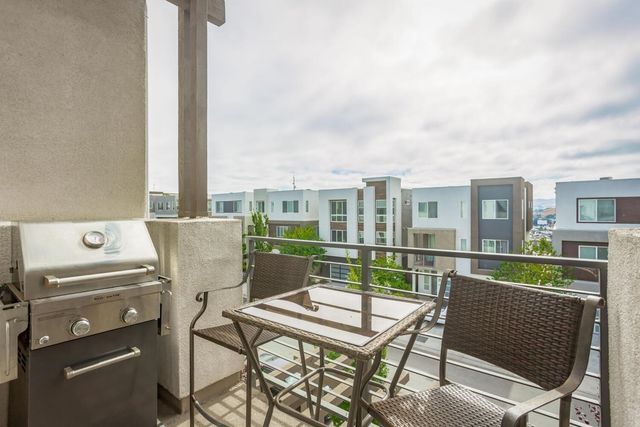 3077 3077 Valley Of Hearts Del Pl 6, San Jose, CA 95136