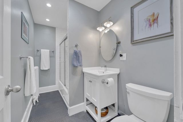 154 Lafayette St 2, Salem, MA 01970