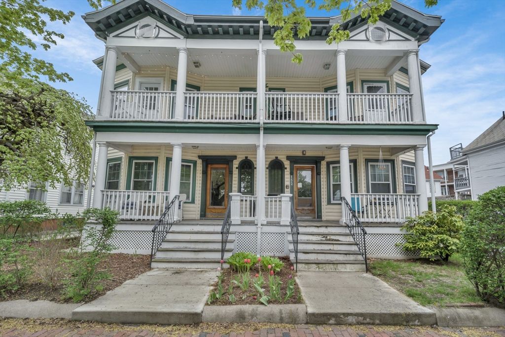 154 Lafayette St 2, Salem, MA 01970