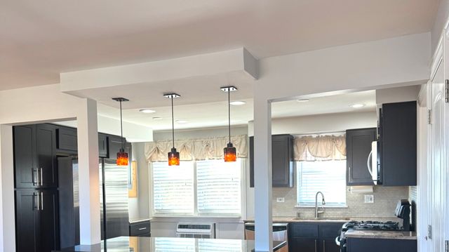 2800 N 72Nd Court 7, Elmwood Park, IL 60707