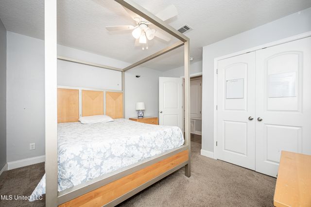 10415 Pin Oak Drive, Biloxi, MS 39532