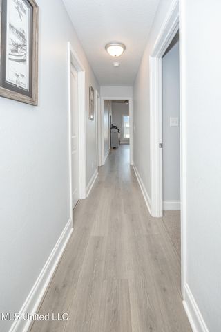 10415 Pin Oak Drive, Biloxi, MS 39532