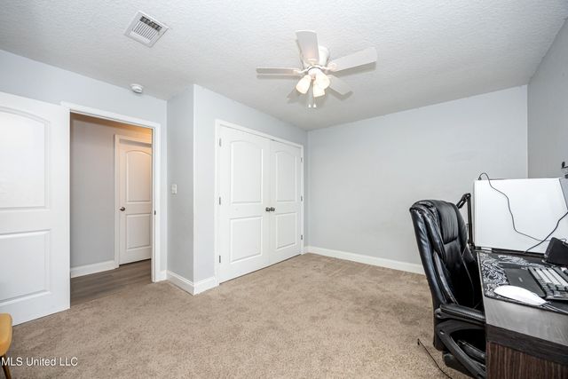 10415 Pin Oak Drive, Biloxi, MS 39532