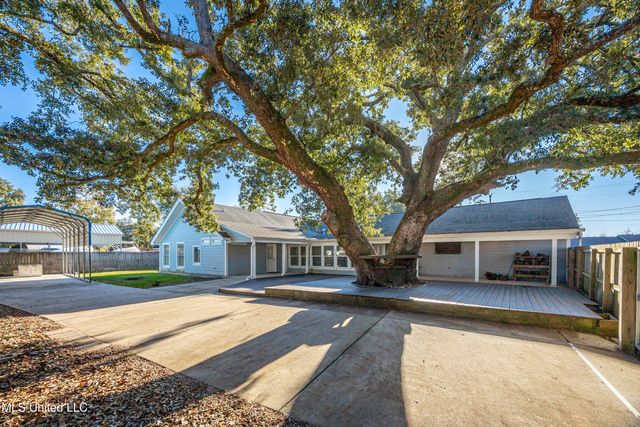 10415 Pin Oak Drive, Biloxi, MS 39532