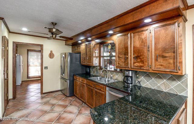 402 Glen Cove Road, Brandon, MS 39047