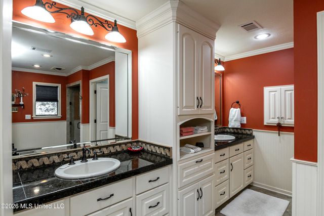 402 Glen Cove Road, Brandon, MS 39047