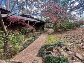 402 Glen Cove Road, Brandon, MS 39047