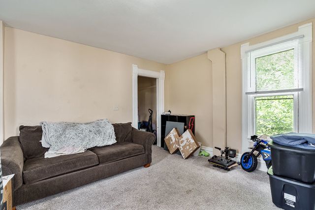 604 E Pleasant Street, Belvidere, IL 61008