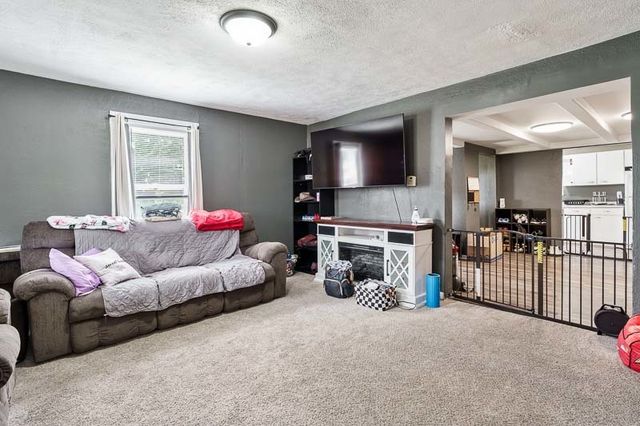 604 E Pleasant Street, Belvidere, IL 61008