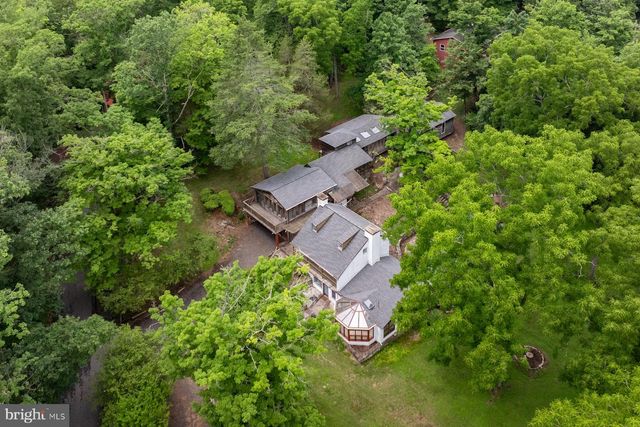 14 STOVER PARK RD, Pipersville, PA 18947