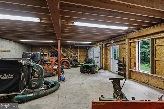 14 STOVER PARK RD, Pipersville, PA 18947
