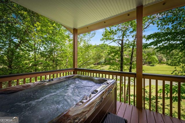 270 Ausburn Road, Blue Ridge, GA 30513