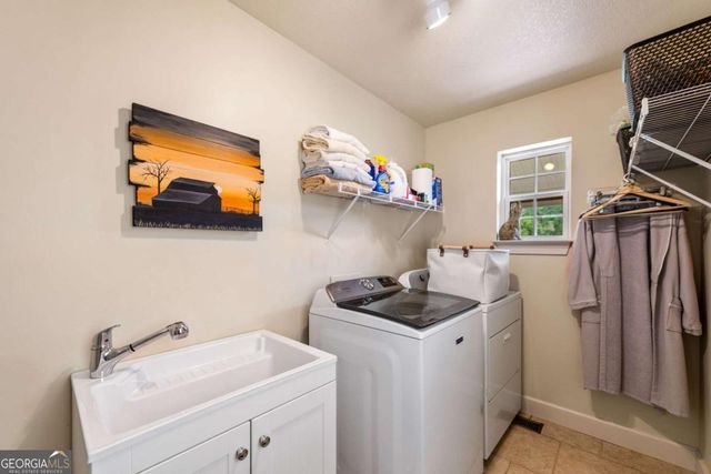 270 Ausburn Road, Blue Ridge, GA 30513