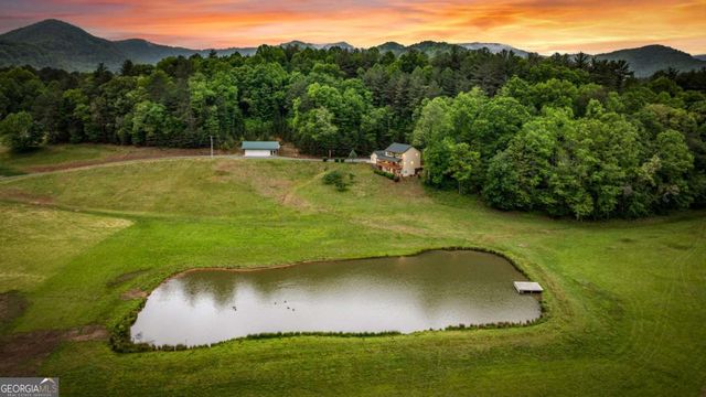 270 Ausburn Road, Blue Ridge, GA 30513